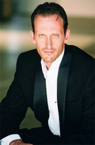 Matthew Acuff, headshot 1